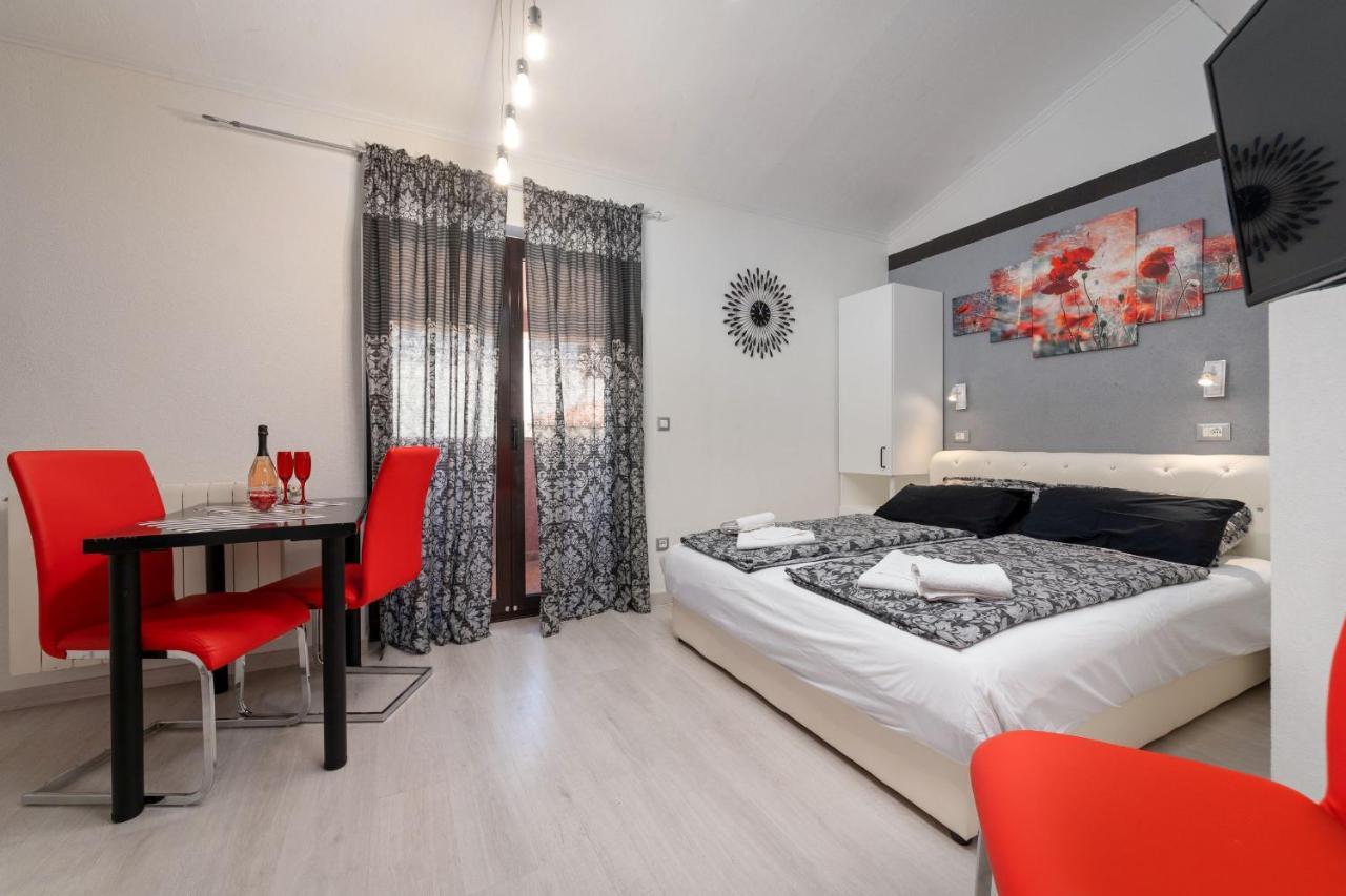 Apartments Miri Vrsar Luaran gambar