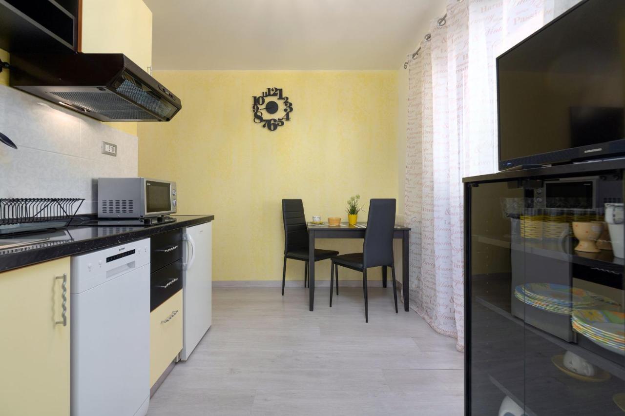 Apartments Miri Vrsar Luaran gambar
