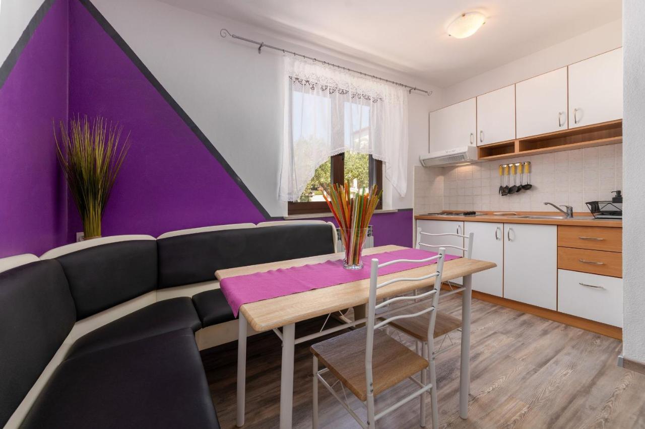 Apartments Miri Vrsar Luaran gambar