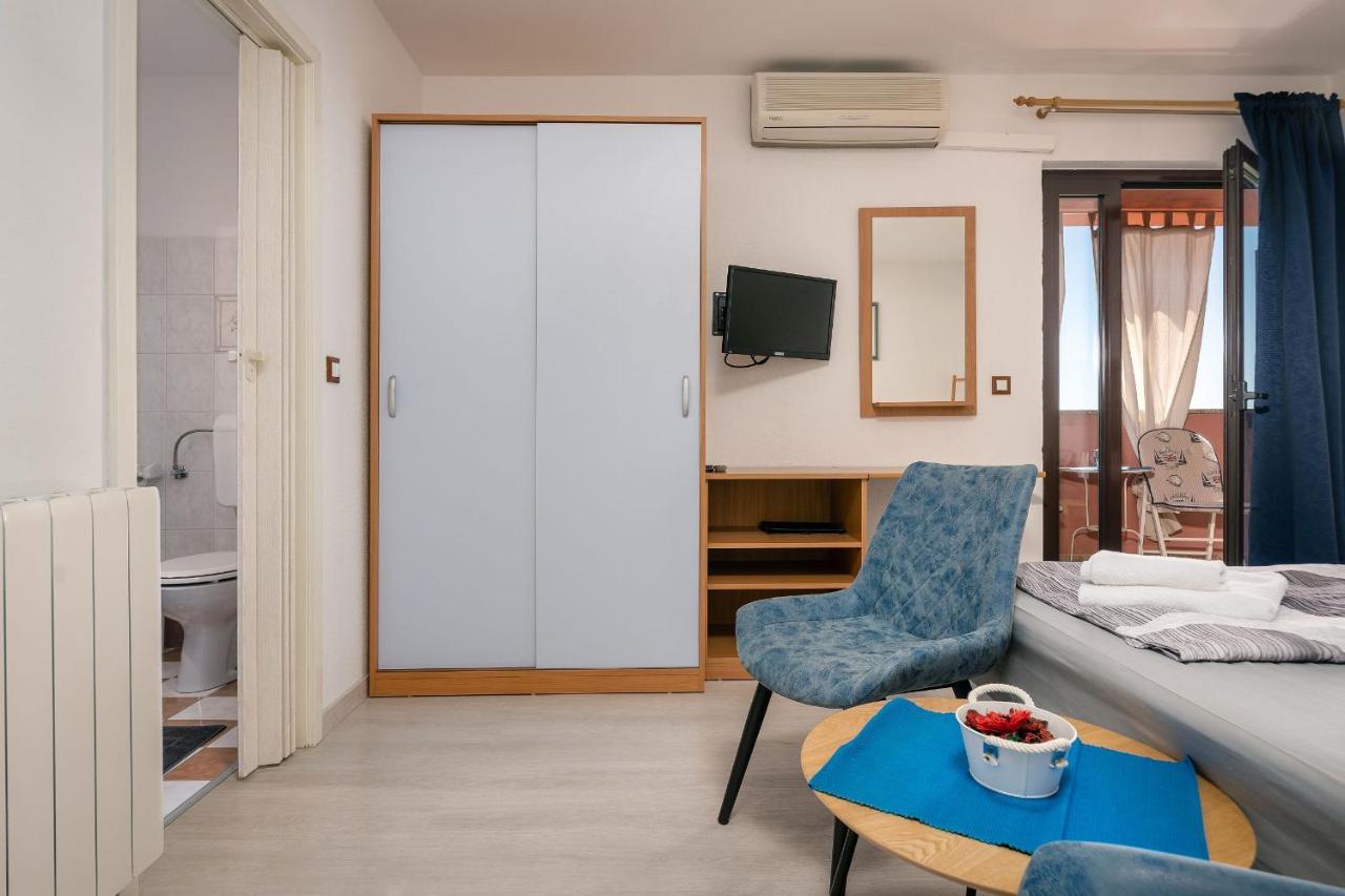 Apartments Miri Vrsar Luaran gambar